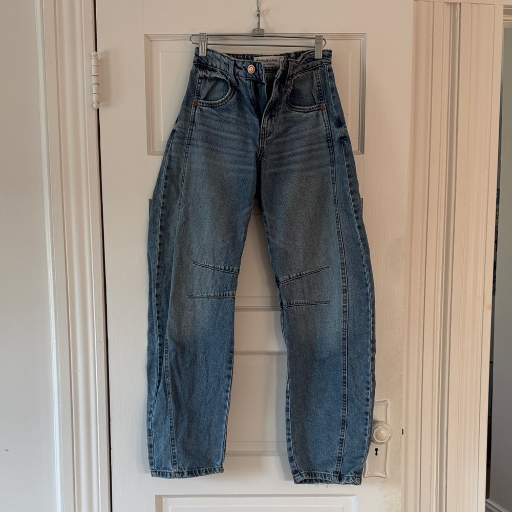 Barrel Blue Jeans